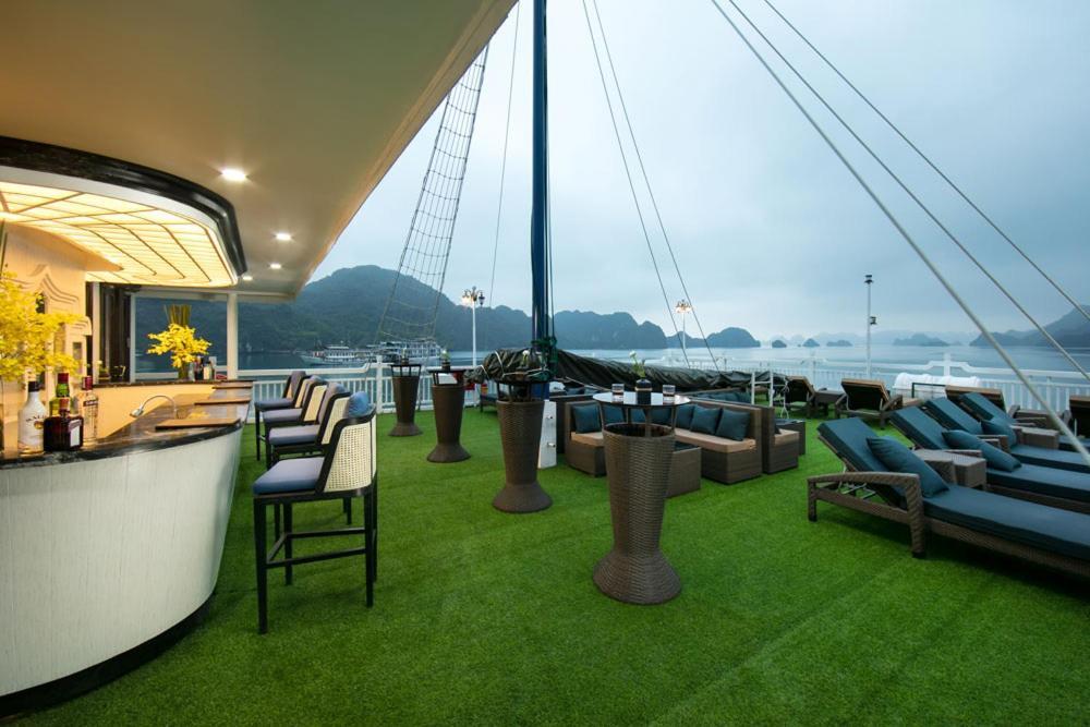 Lapinta Luxury Cruises Ha Long Exterior foto